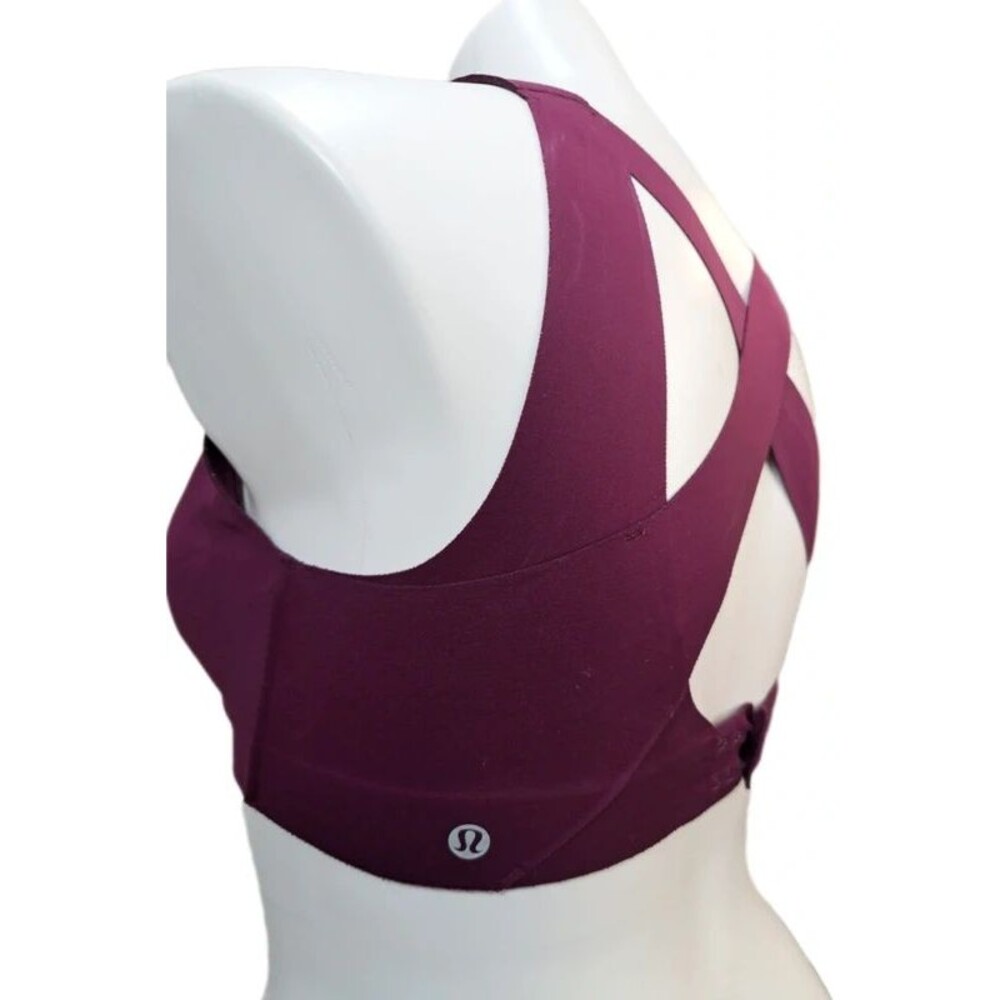 Lululemon Athletics Enlite Sport Bra Women's Size 36DD Plum Full Coverage